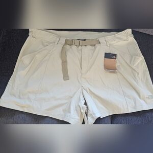 The North Face Women's Cream Shorts